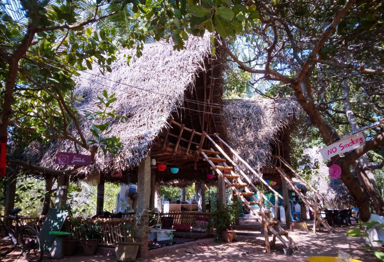 오로빌 Peace Garden 호스텔 외부 사진
